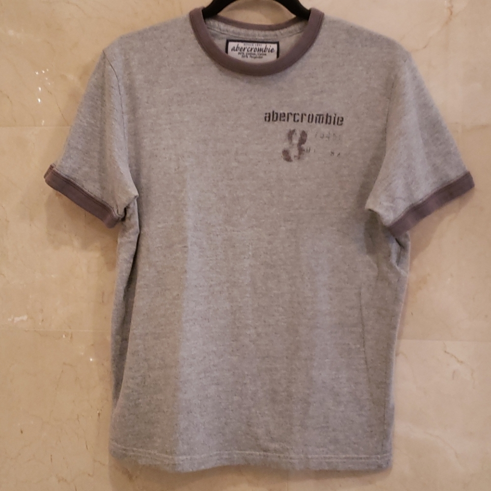 BOY'S ABERCROMBIE GRAY T SHIRT